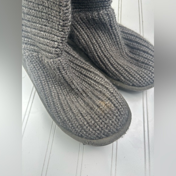 Ugg Gray Classic Cardy Knit Sweater Boots Women’s Size 6 - Picture 7 of 9